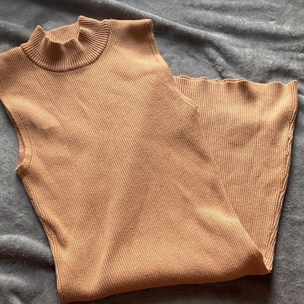 Sleeveless Ribbed Knit dress